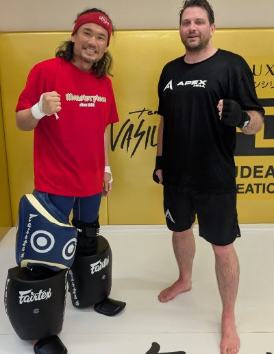 Sonny Brown training kickboxing at Vasileus Gym / Apex MMA, Muay Thai & Jiu-Jitsu Sonny Brown training kickboxing at Vasileus Gym